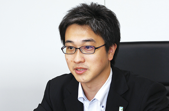 農林中央金庫 食農法人営業本部 営業企画部 部長代理 森下 新平